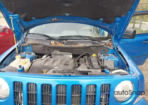 2008 Jeep Patriot Sport from USA, damaged, VIN 1J8FT28W98D519051